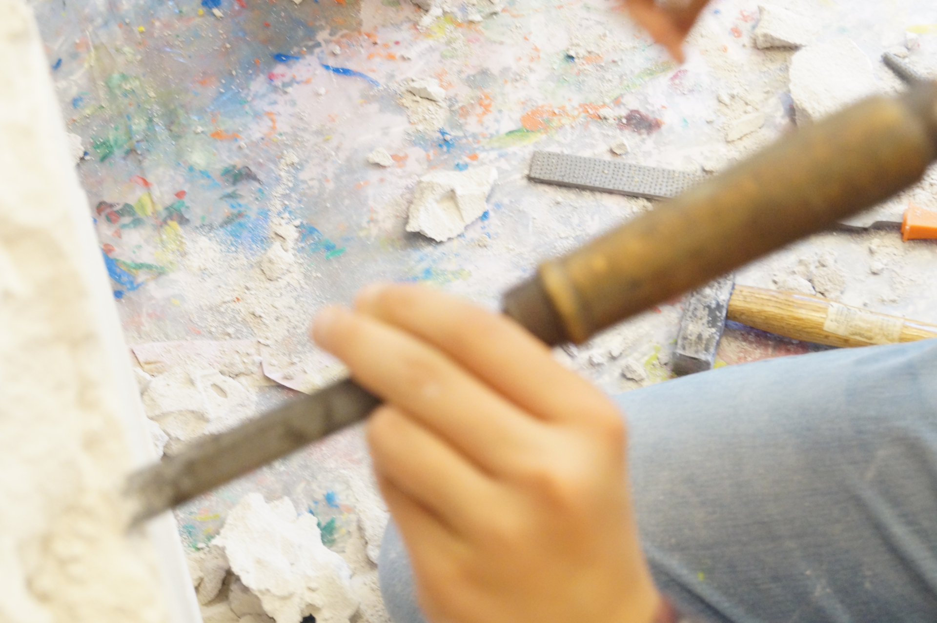 Material zum Ausdruck – Werkzeuge und Holz